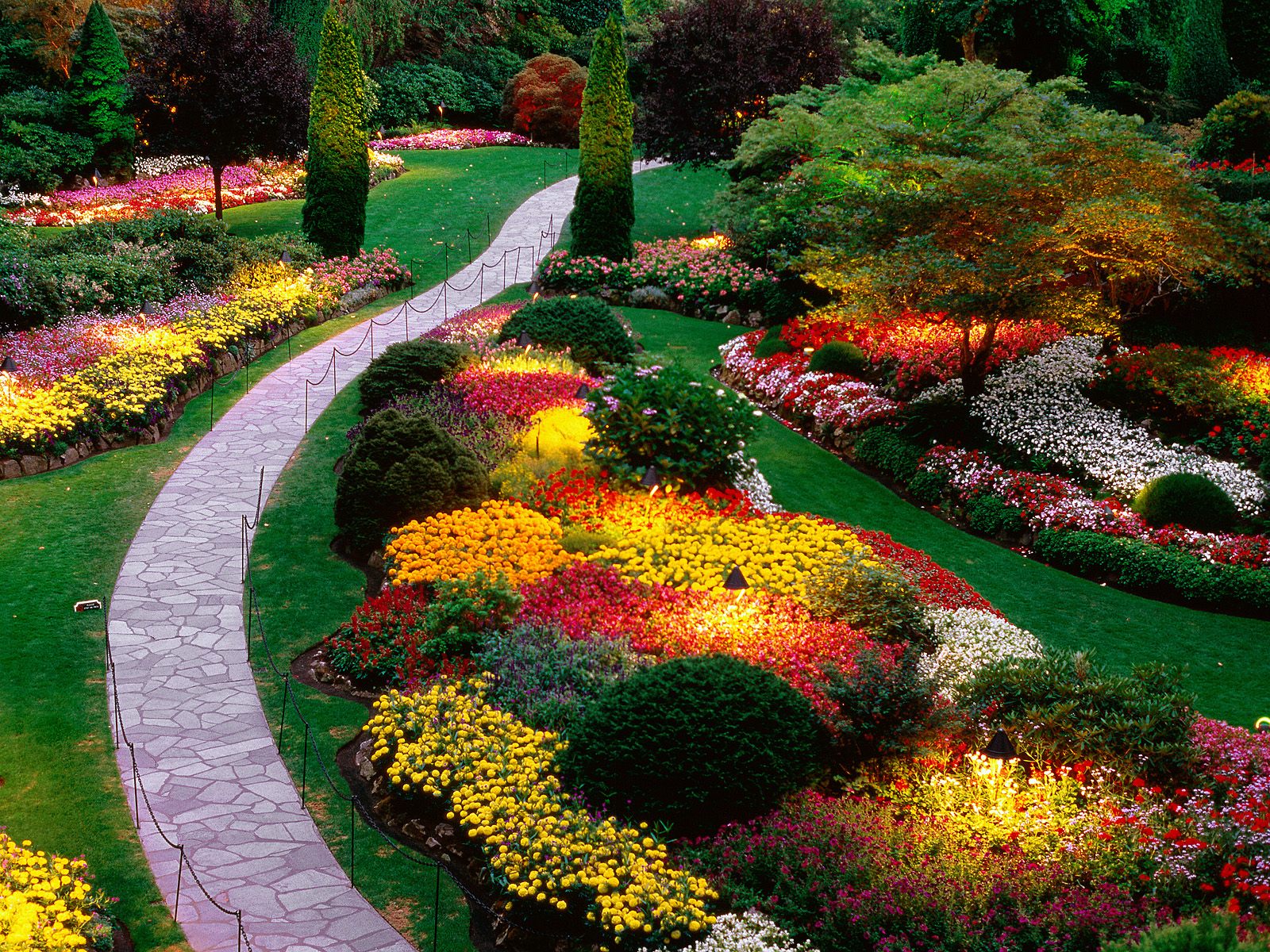Beautiful Home Flower Gardens